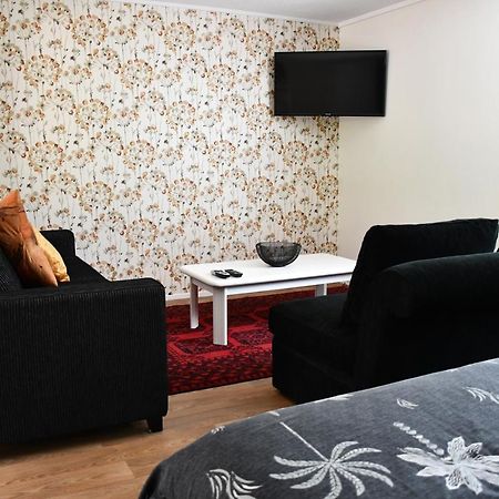 Large Studio With Private Patio, Sky Tv & Wifi Villa Mount Maunganui Buitenkant foto