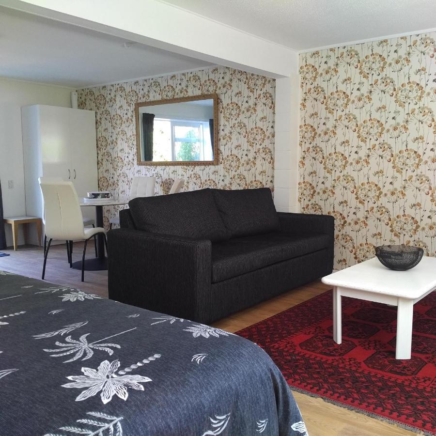 Large Studio With Private Patio, Sky Tv & Wifi Villa Mount Maunganui Buitenkant foto